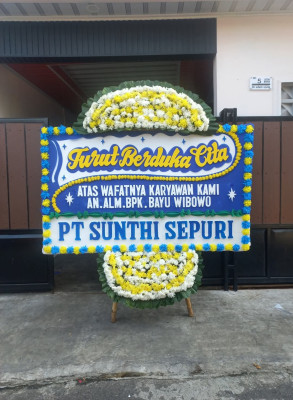 Papan Bunga Duka di Selamat